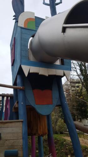 Blaues Monster